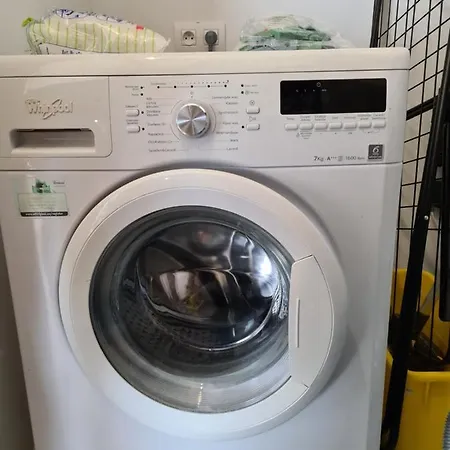 Апартаменты Park Tower Sea View With Pool And Gym Остенде