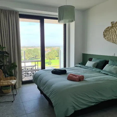 Park Tower Sea View With Pool And Gym